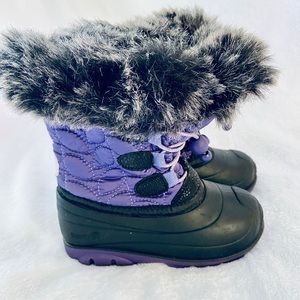 Kamik snow boots size 9
